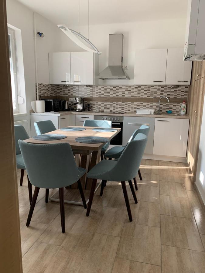 Thermal Next I Weninger Apartman Kiskunhalas Extérieur photo