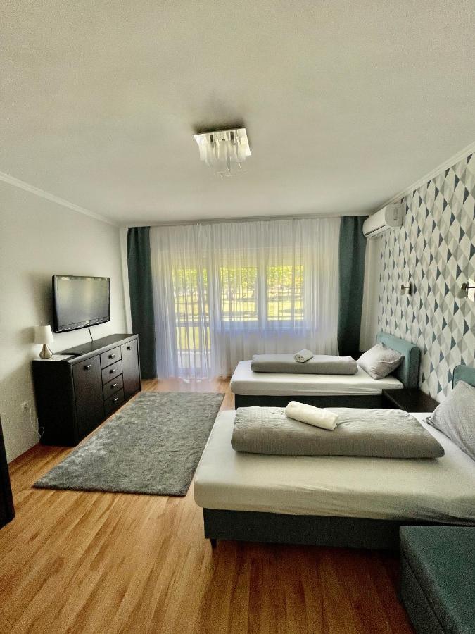 Thermal Next I Weninger Apartman Kiskunhalas Extérieur photo